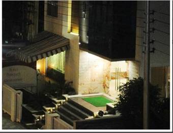 Hotel Anand Retreat