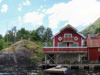 Holiday Home Smia - Fjs602