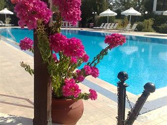 Pasiphae Hotel