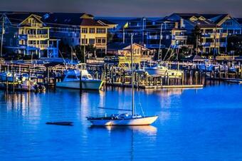 Hotel Harbor Inn