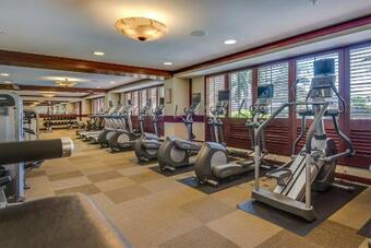2 Bed 2 Bath Sunrise And Pool View Condo On 5th Floor Bt-505