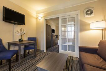 Hotel Quality Suites Mission Valley Seaworld Area