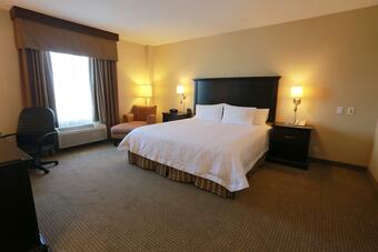 Hotel Hampton Inn & Suites By Hilton Laval
