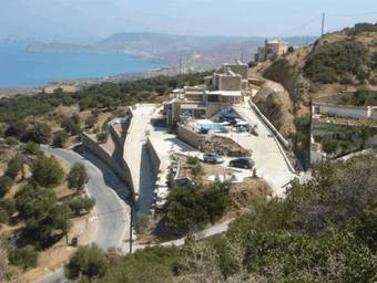 Roussa Village