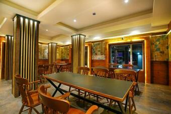 Hotel Navarathna