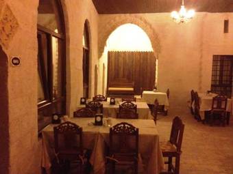 Kadim Hotel