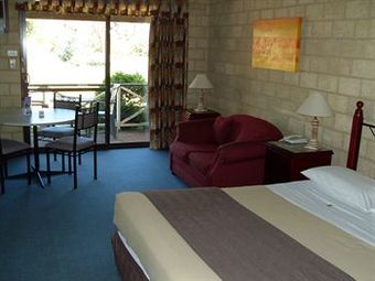 Karri Forest Motel