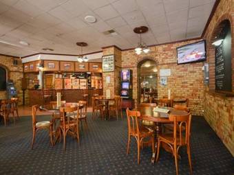 Albion Hotel