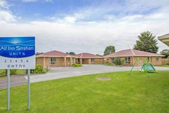 Villa All Inn Strahan Holiday Units