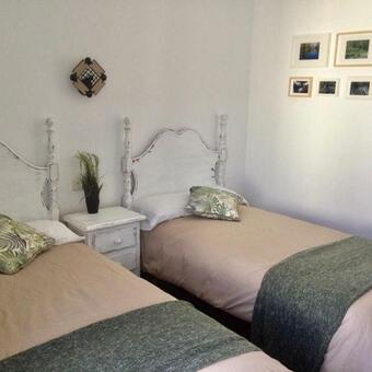Hostal Ncantada Rooms