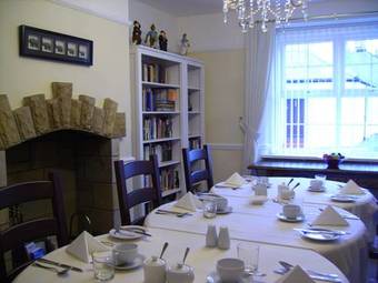 Bed & Breakfast Megstone House