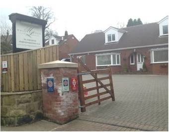 Hostal Holly Lodge
