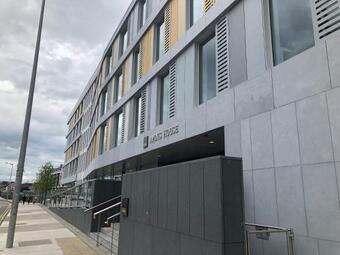 Albergue Amnis House