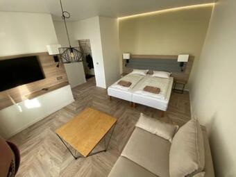Moya Apartmentai
