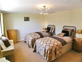 Holly Cottage