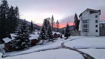 Lodge Vile Izvorul Minunilor