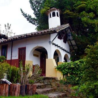 Hotel Y Centro De Convenciones Pueblito De Yerbabuena Para�so Natural