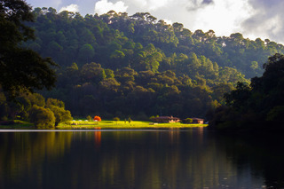 Hotel Sierra Lago