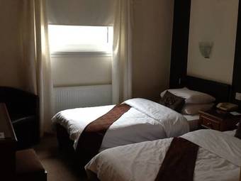 Avonbridge Hotel