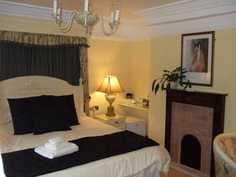 Hotel Moss Lodge
