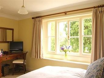The Lawns Hotel