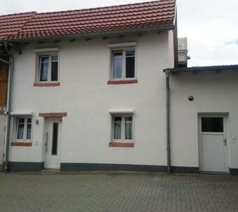 Apartamento Das Mini-haus Im Herzen Gro�ostheims