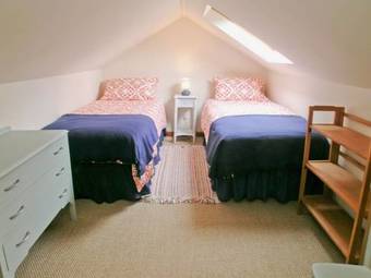 Corner Cottage