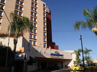 Howard Johnson Plaza Hotel Las Torres