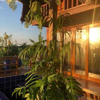 Mahogany Loft Type Villa