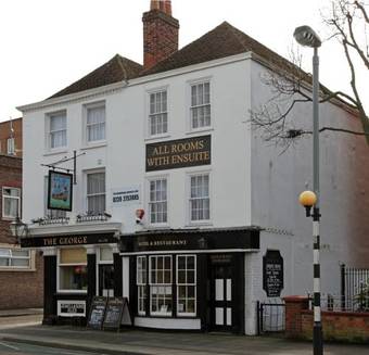 Posada The George Hotel