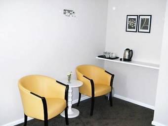 The Oakland Hotel
