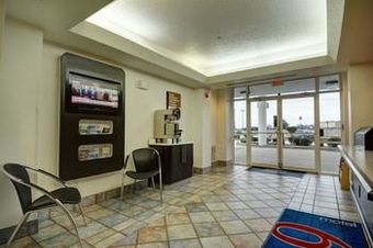 Motel 6 Denison