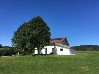 Maison Haut Jura Chaleureuse Et Ind�pendante