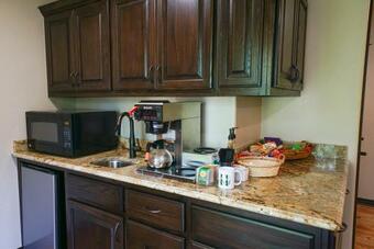 Hidden Meadows Bed And Breakfast