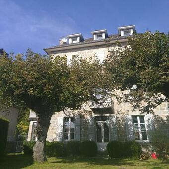 Apartamento Gite La Coustourelle - Appartement T4 En Coeur De Village