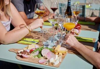 Hostal Carre Saint Pierre & Restaurant