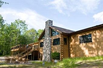 The Rockwell Lake Lodge, A Cobblestone Hotel