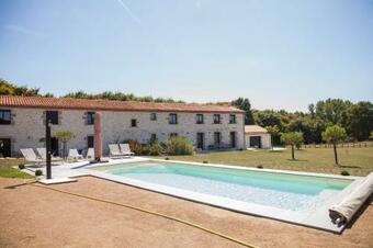 Hostal B&B Le Bordage