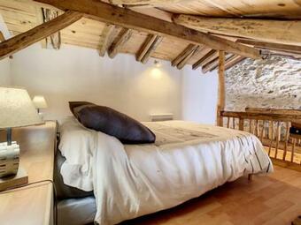 G�te De Montagne ��les Pivoines�� � Nistos