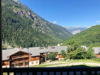 Apartamento Appartement D'une Chambre Avec Piscine Partagee Jacuzzy Et Balcon A Orelle