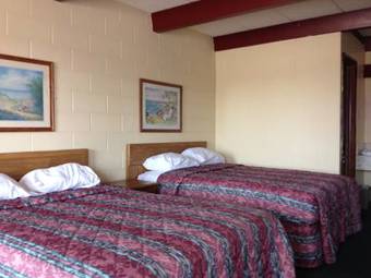 Hotel Town And Country Inn