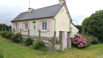 La Maison Aux Volets Roses