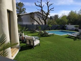Hotel Le Ch�teau De Luxe