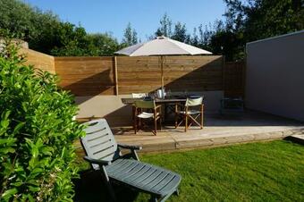 Maison Spacieuse T5, Wifi, Jardin, Proche Plage.