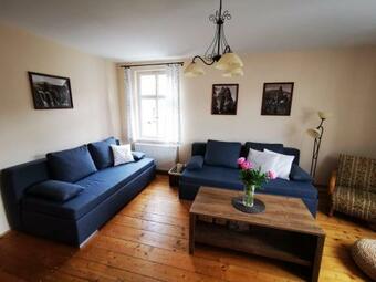 Apartment 180