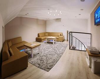 Relax Lounge