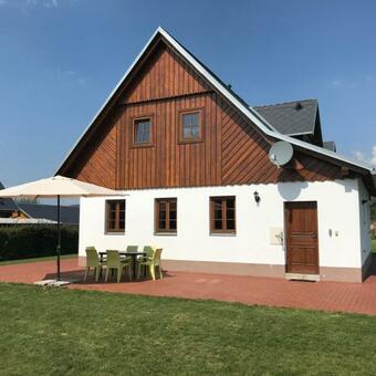 Villa 25 Vrchlab�