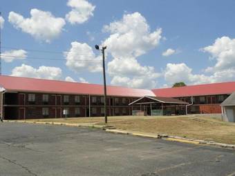 Motel Red Carpet Inn (formerly Royal Inn)