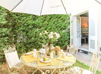 Apartment Guinigi With Private Courtyard