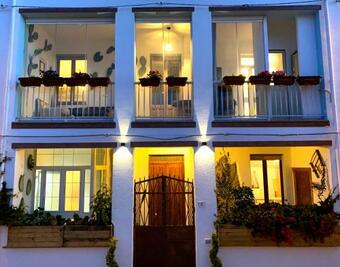 Hostal Canduleri